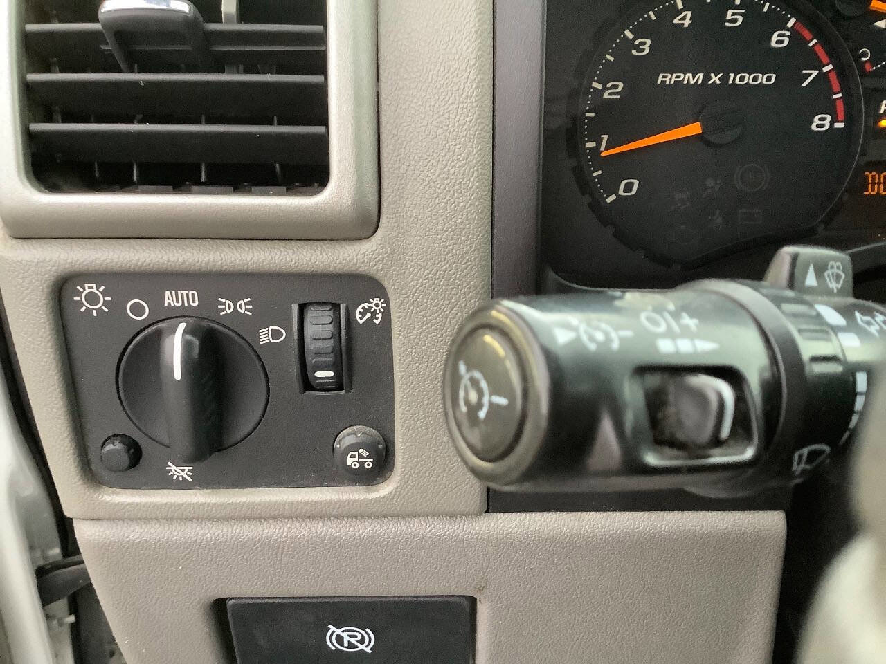 Used 2008 Chevrolet Colorado W/T image 32