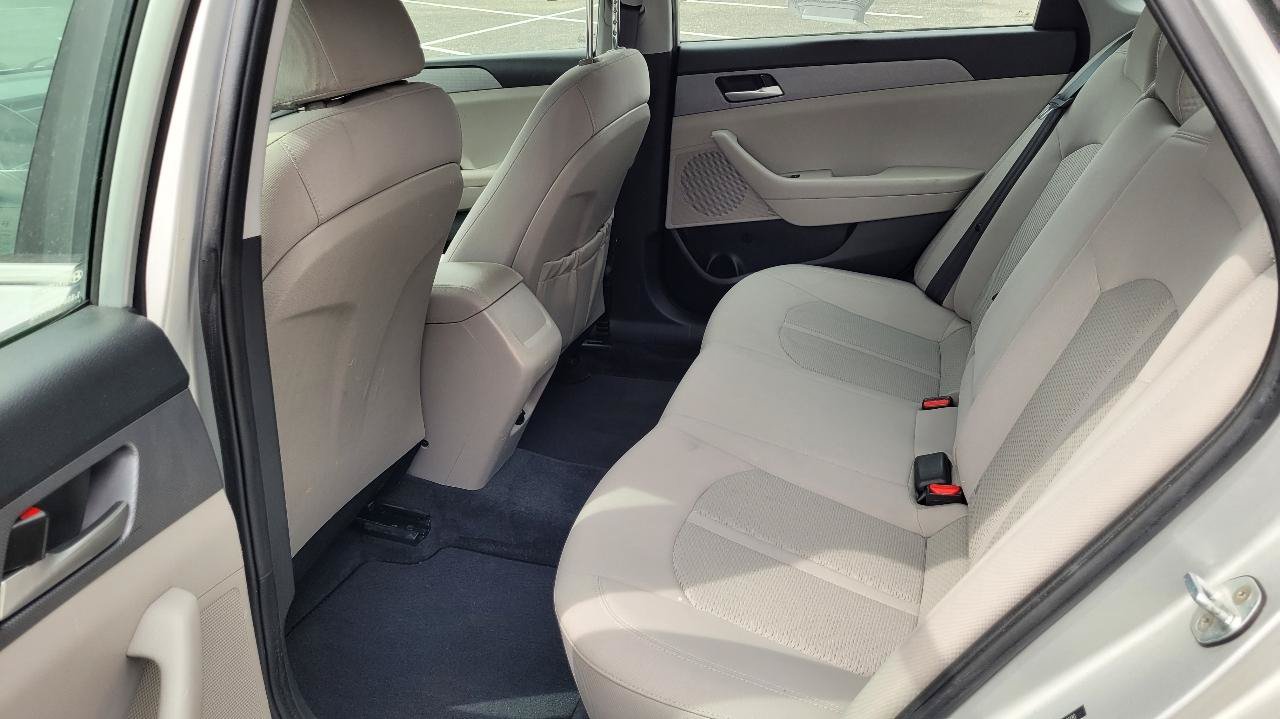 Used 2019 Hyundai Sonata ECO FWD image 13