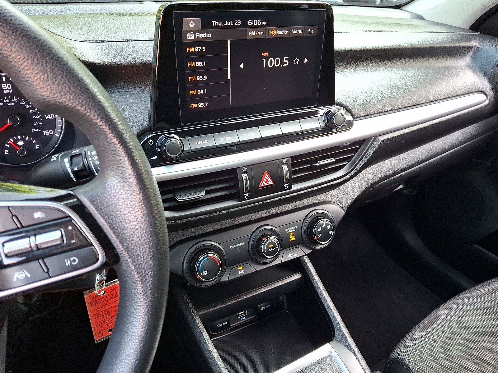 Used 2023 Kia Forte LXS w/ LXS Technology Package FWD image 19