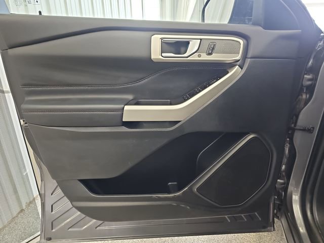 Certified 2023 Ford Explorer Limited w/ Class IV Trailer Tow Package AWD/4WD image 10