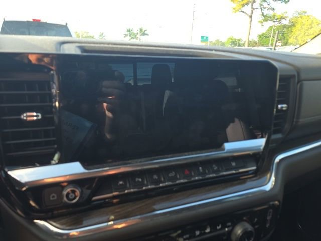 Used 2023 Chevrolet Silverado 1500 LT Trail Boss w/ LT Trail Boss Premium Package image 12