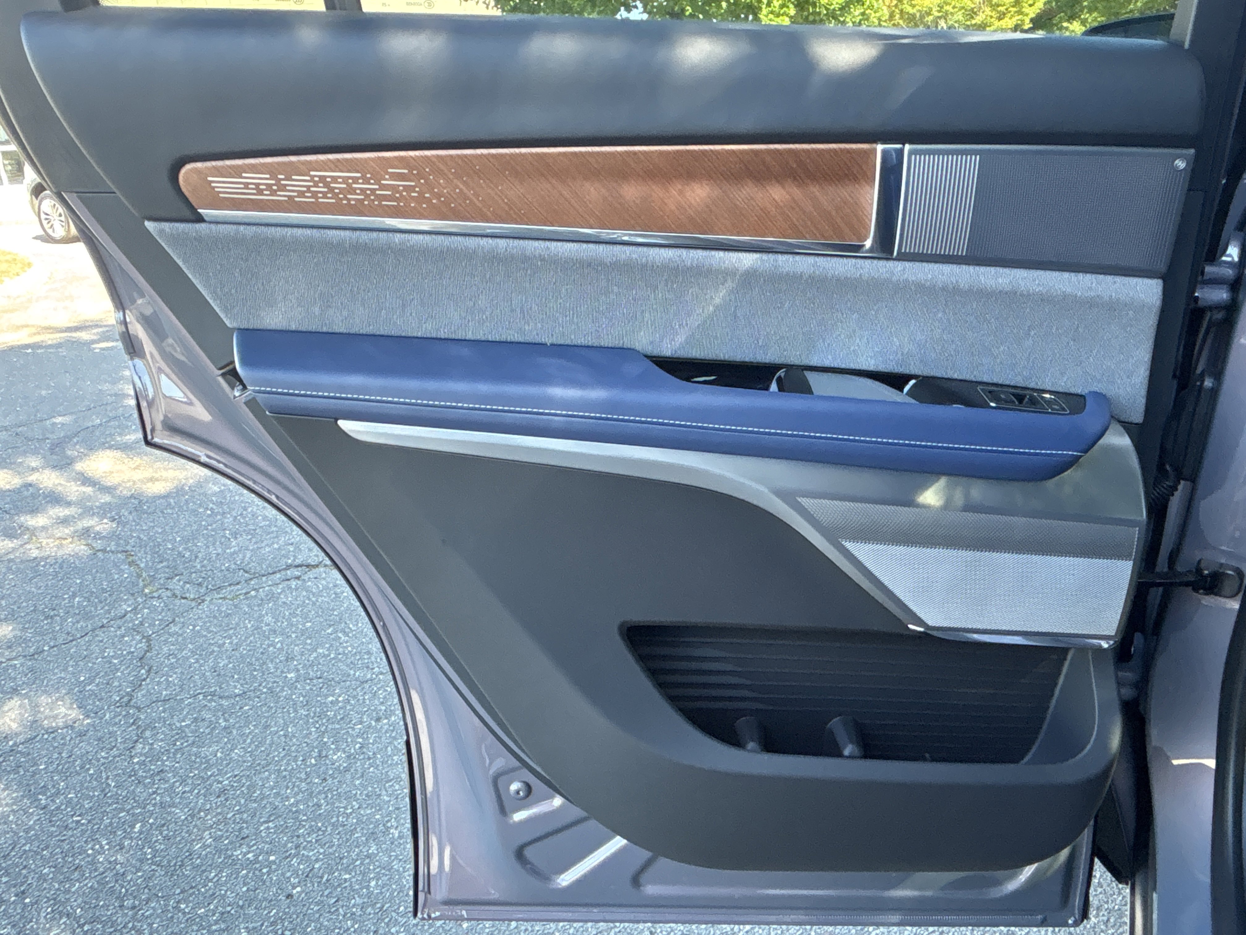 New 2026 Cadillac Vistiq Premium Luxury w/ LPO, Floor Liner Package image 29