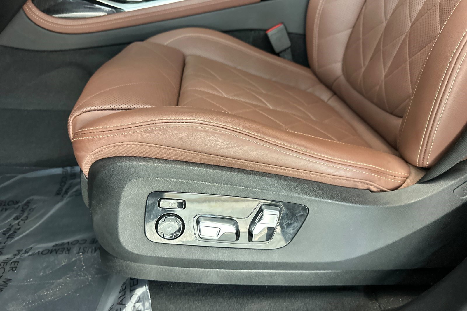 Used 2024 BMW X7 xDrive40i w/ M Sport Package image 14