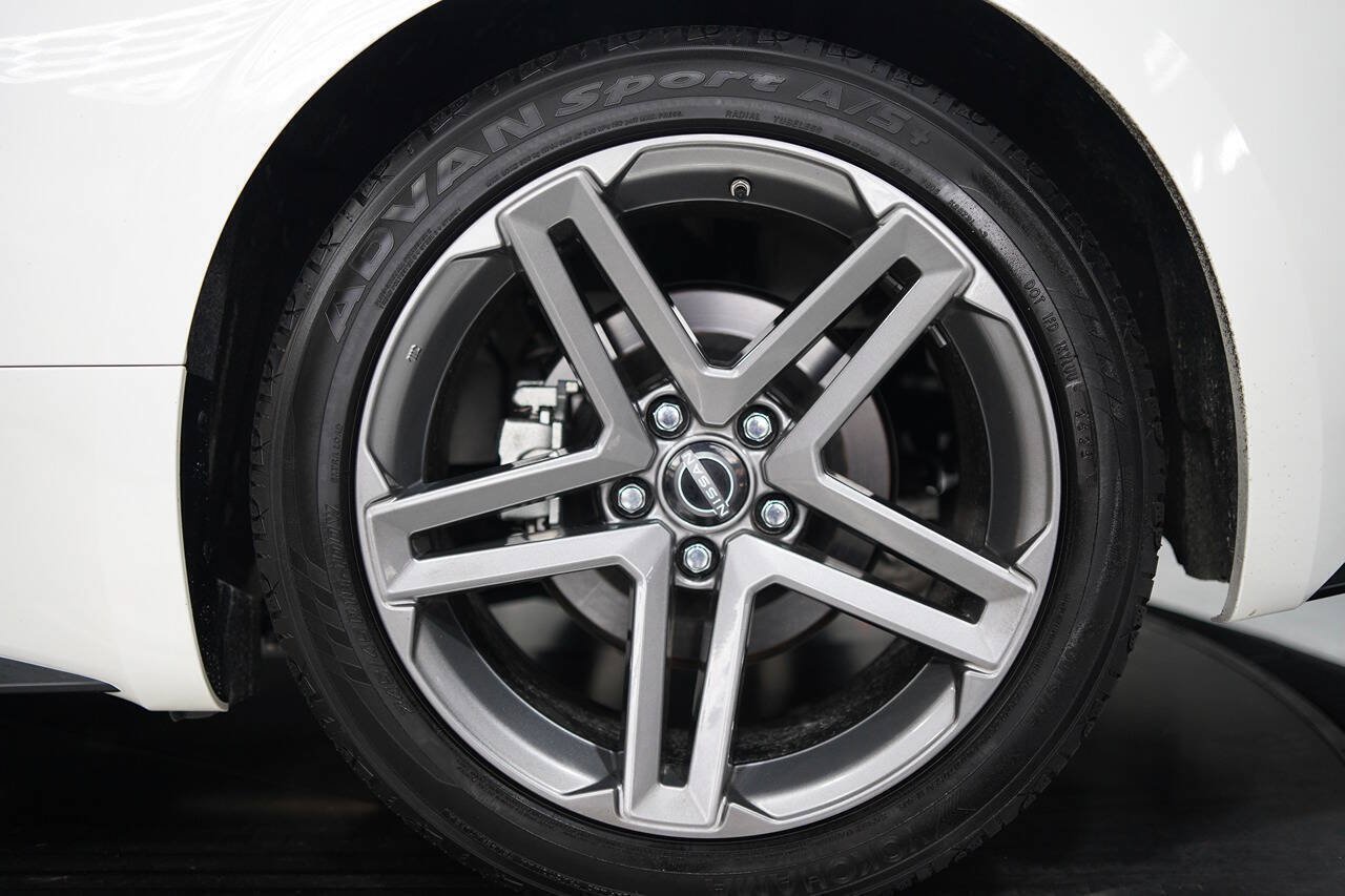 Used 2025 Nissan Z Sport w/ Floor Mat Package RWD image 36