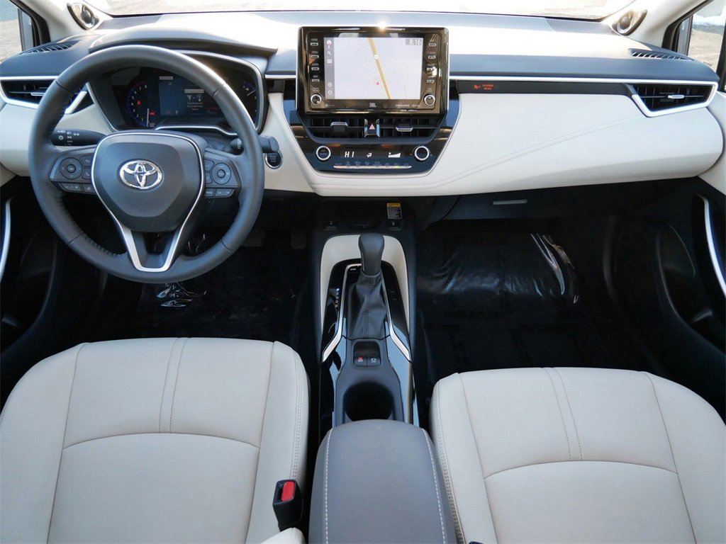 Used 2022 Toyota Corolla XLE image 12