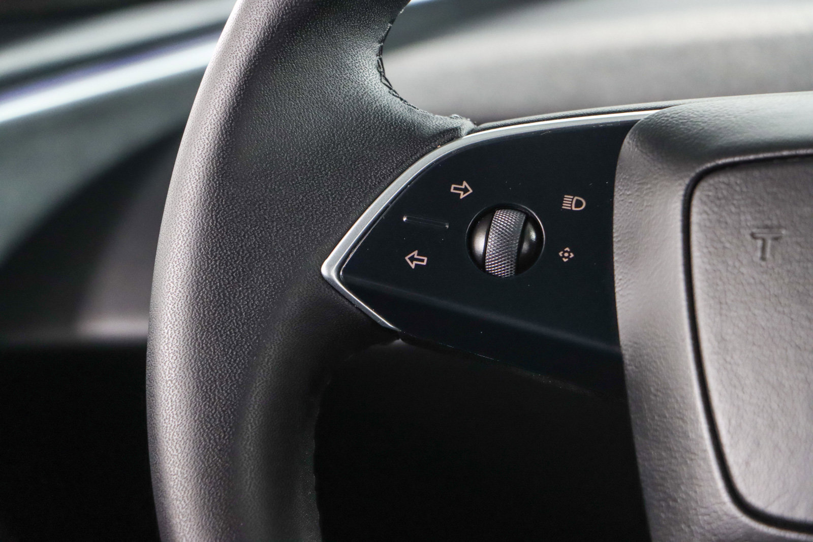 Used 2025 Tesla Model 3 Long Range image 13