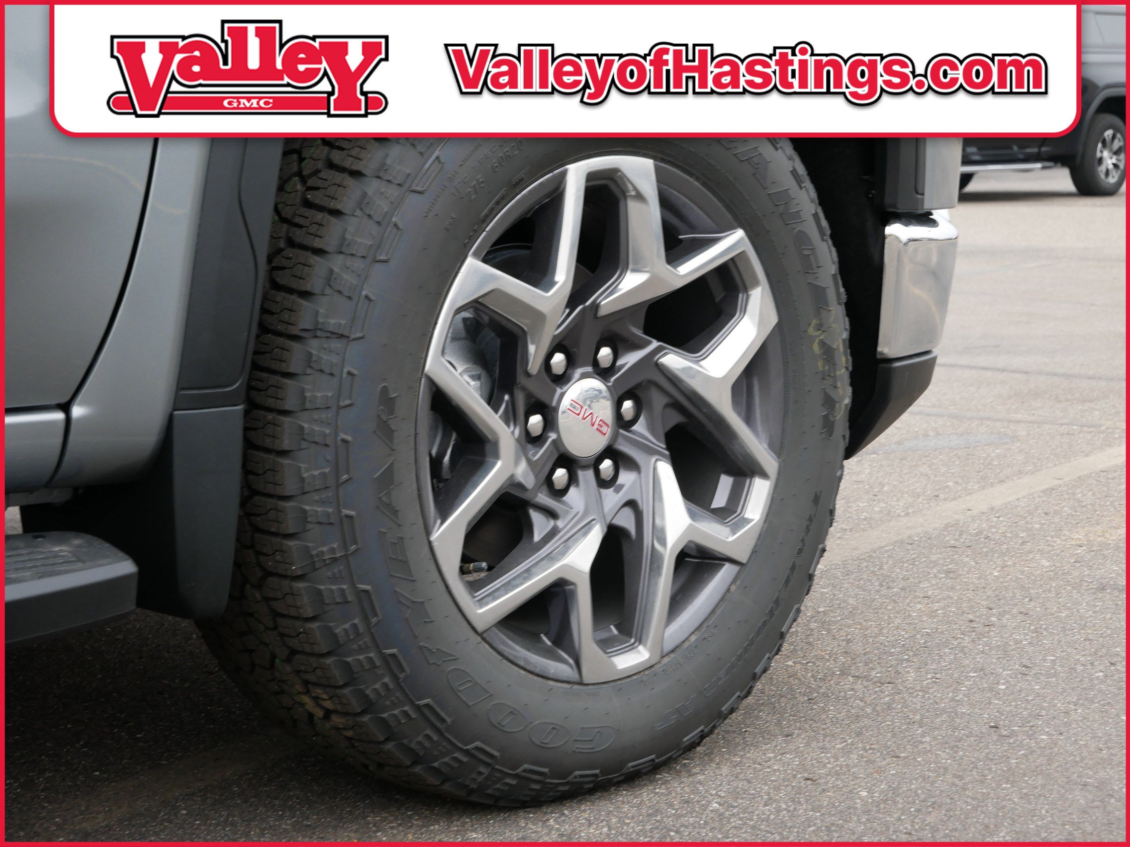 New 2026 GMC Sierra 1500 SLT w/ SLT Premium Plus Package image 5