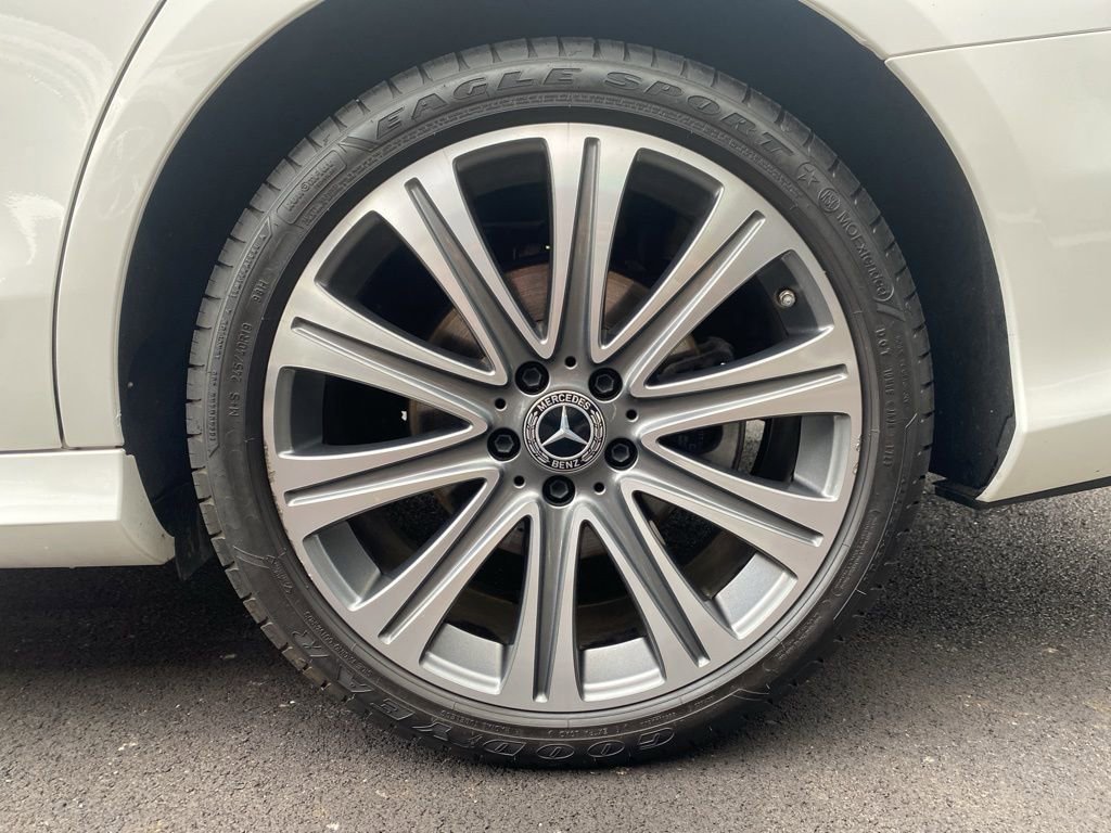 Used 2021 Mercedes-Benz E 350 4MATIC Sedan image 32