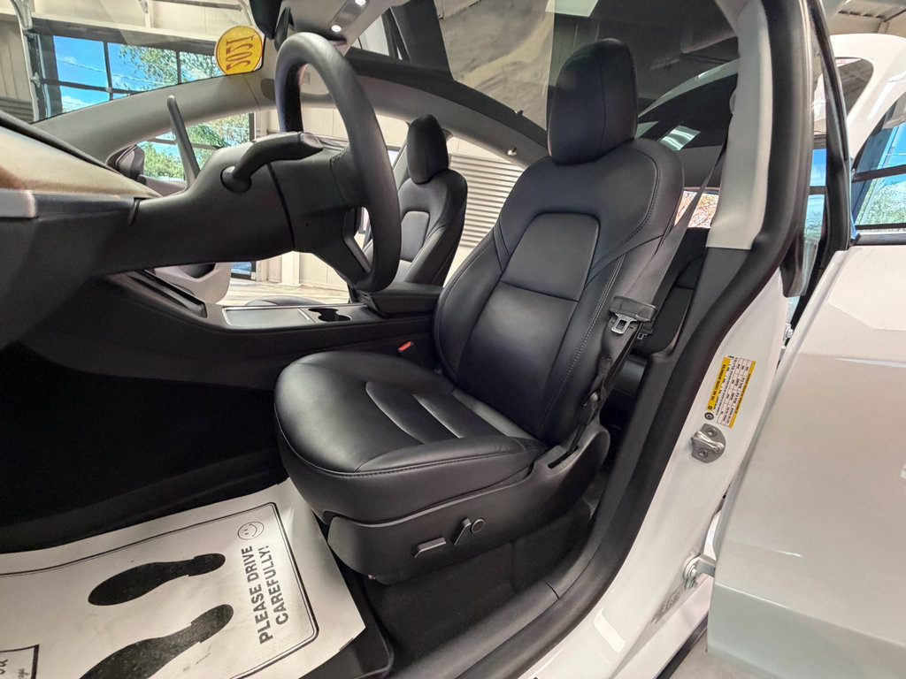 Used 2021 Tesla Model Y Long Range AWD/4WD image 9