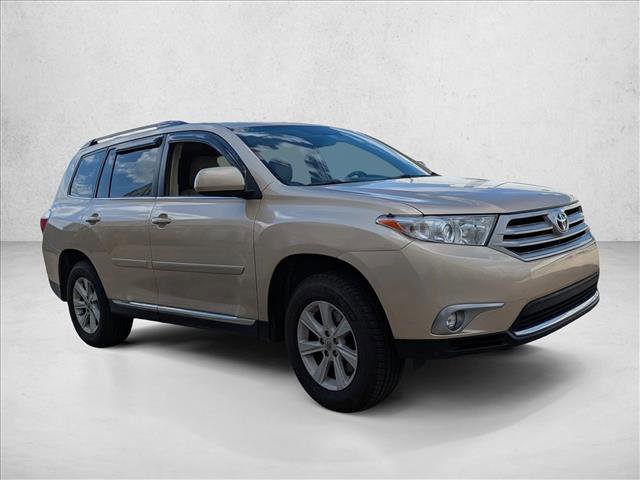 Used 2013 Toyota Highlander SE image 3