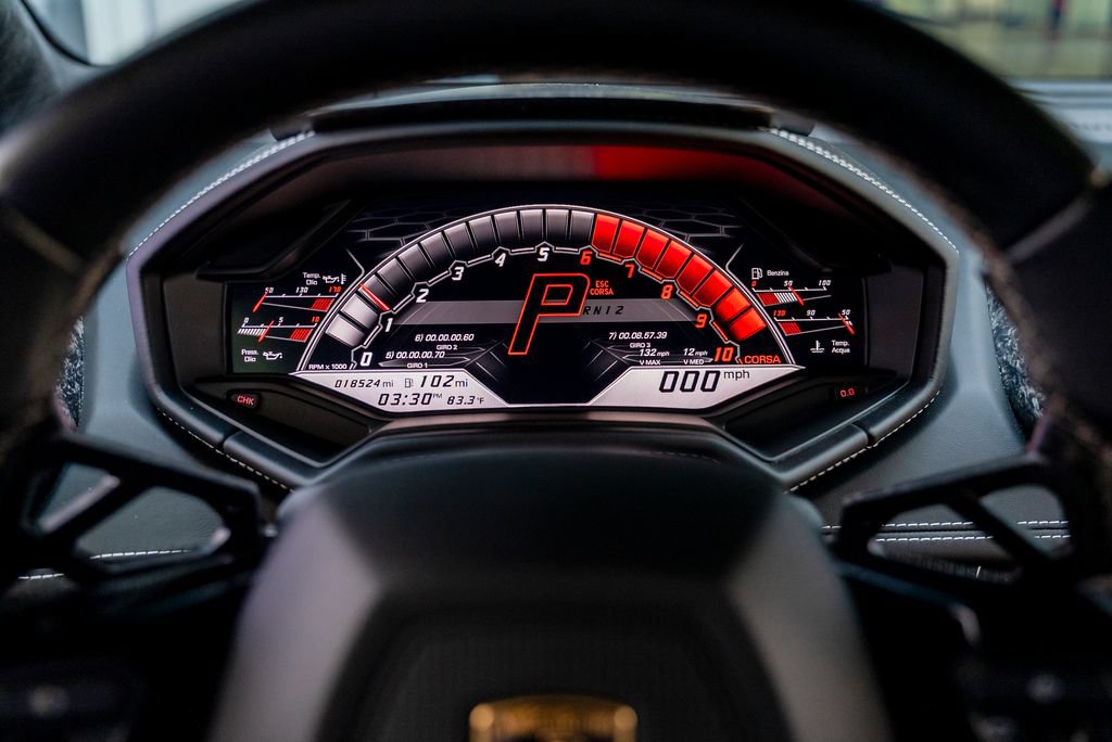 Used 2021 Lamborghini Huracan EVO RWD image 46