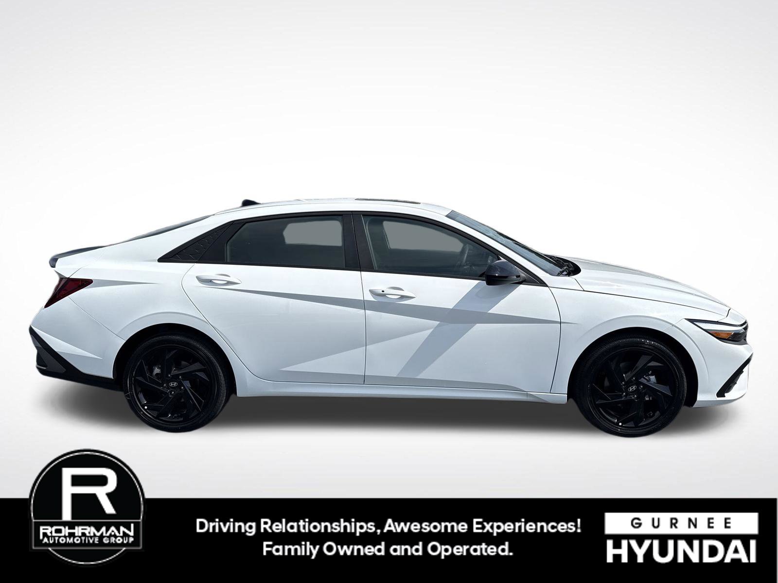 New 2026 Hyundai Elantra SEL Sport FWD image 11