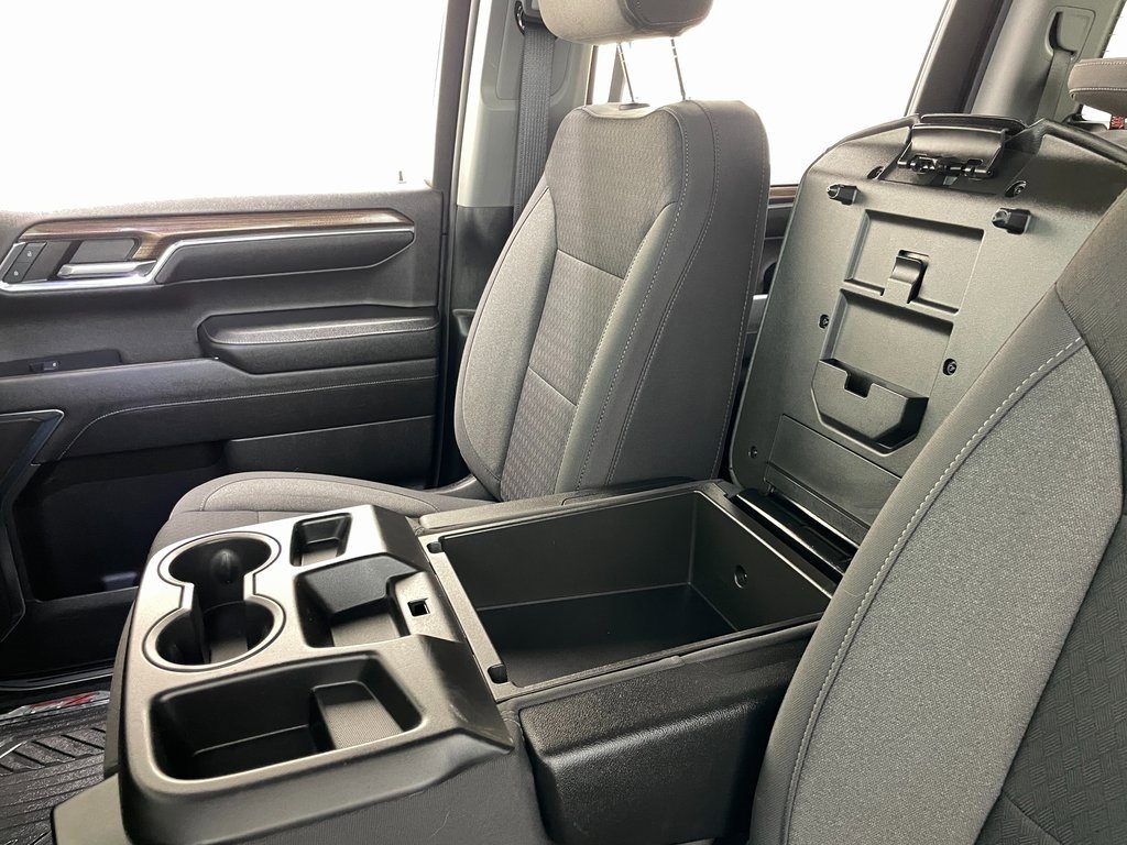 Used 2024 Chevrolet Silverado 1500 LT image 33