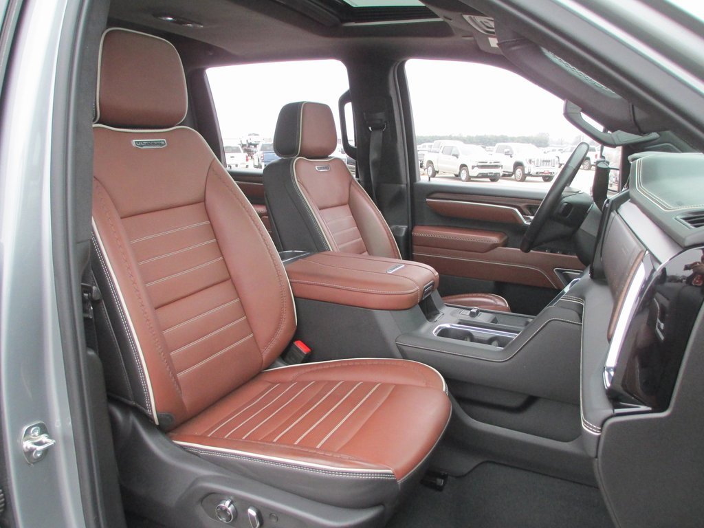 Certified 2025 GMC Sierra 3500 Denali Ultimate image 24