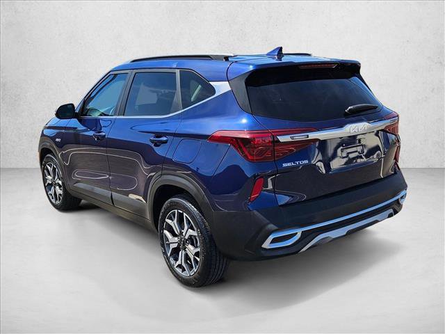 Used 2023 Kia Seltos EX image 7