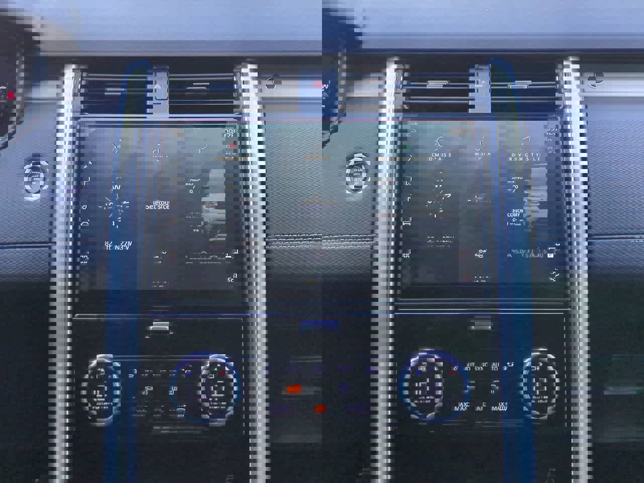 Used 2021 Land Rover Discovery S R-Dynamic image 17