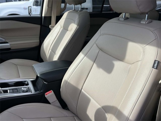 Used 2023 Ford Explorer Limited w/ Limited Technology Package image 31