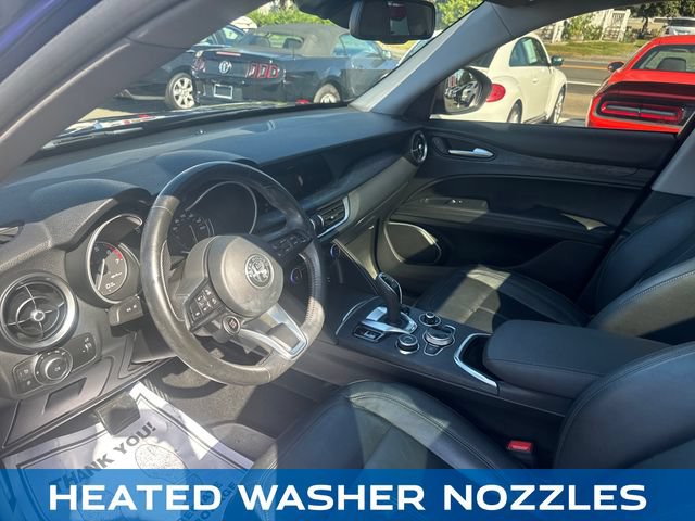 Used 2020 Alfa Romeo Stelvio Sport w/ Quick Order Package 22J Sport AWD/4WD image 31