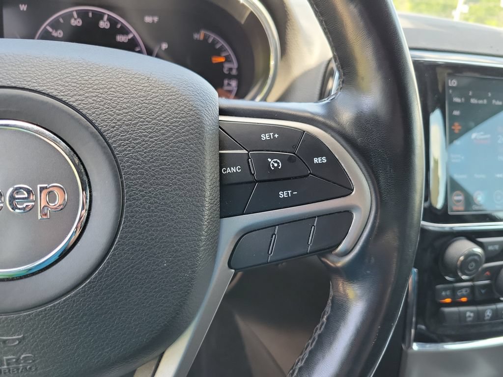 Used 2022 Jeep Grand Cherokee Limited AWD/4WD image 21