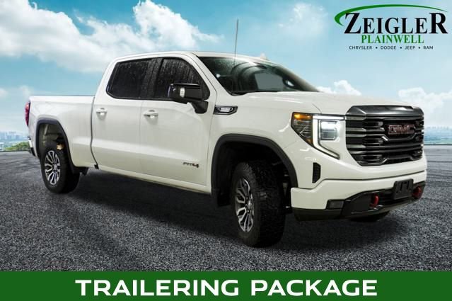 Used 2022 GMC Sierra 1500 AT4 w/ AT4 Preferred Package image 4