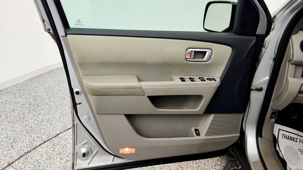 Used 2015 Honda Pilot LX image 10