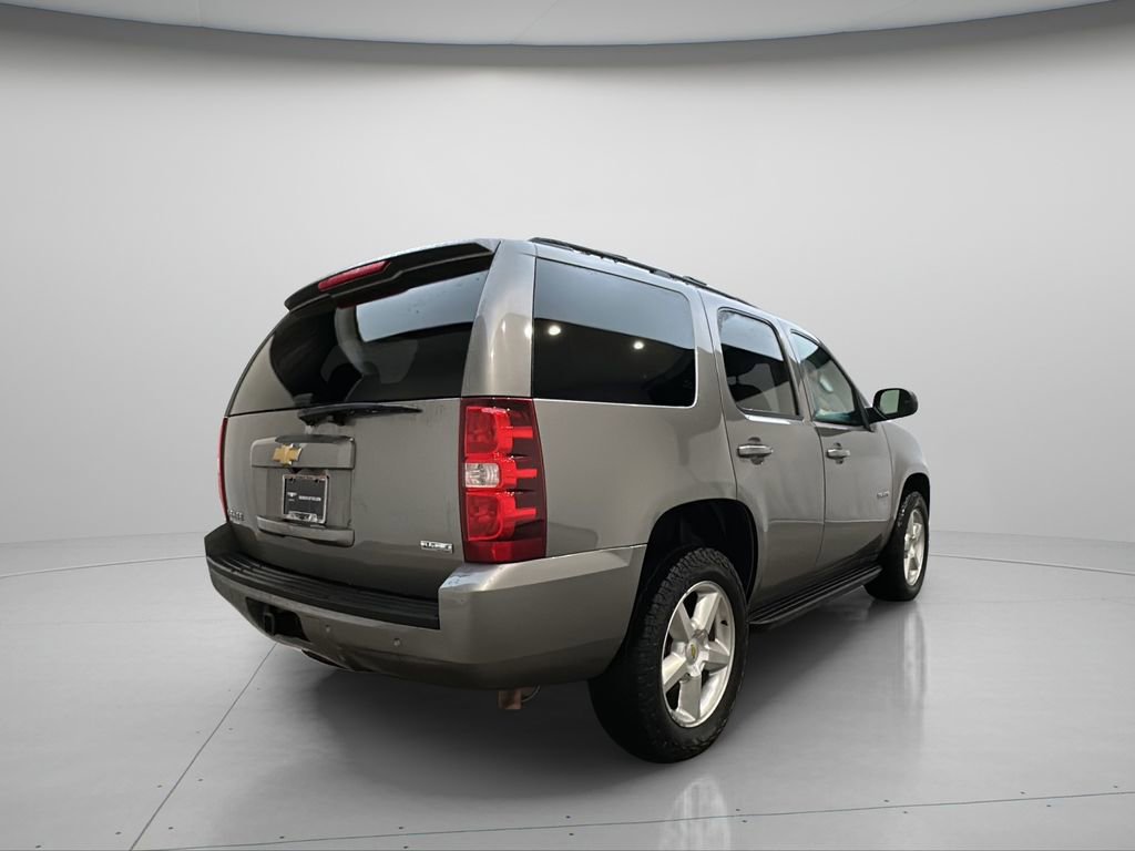 Used 2012 Chevrolet Tahoe LS w/ Convenience Package AWD/4WD image 6