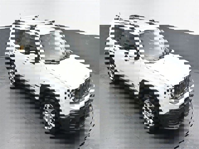 Used 2018 Jeep Renegade Latitude image 22