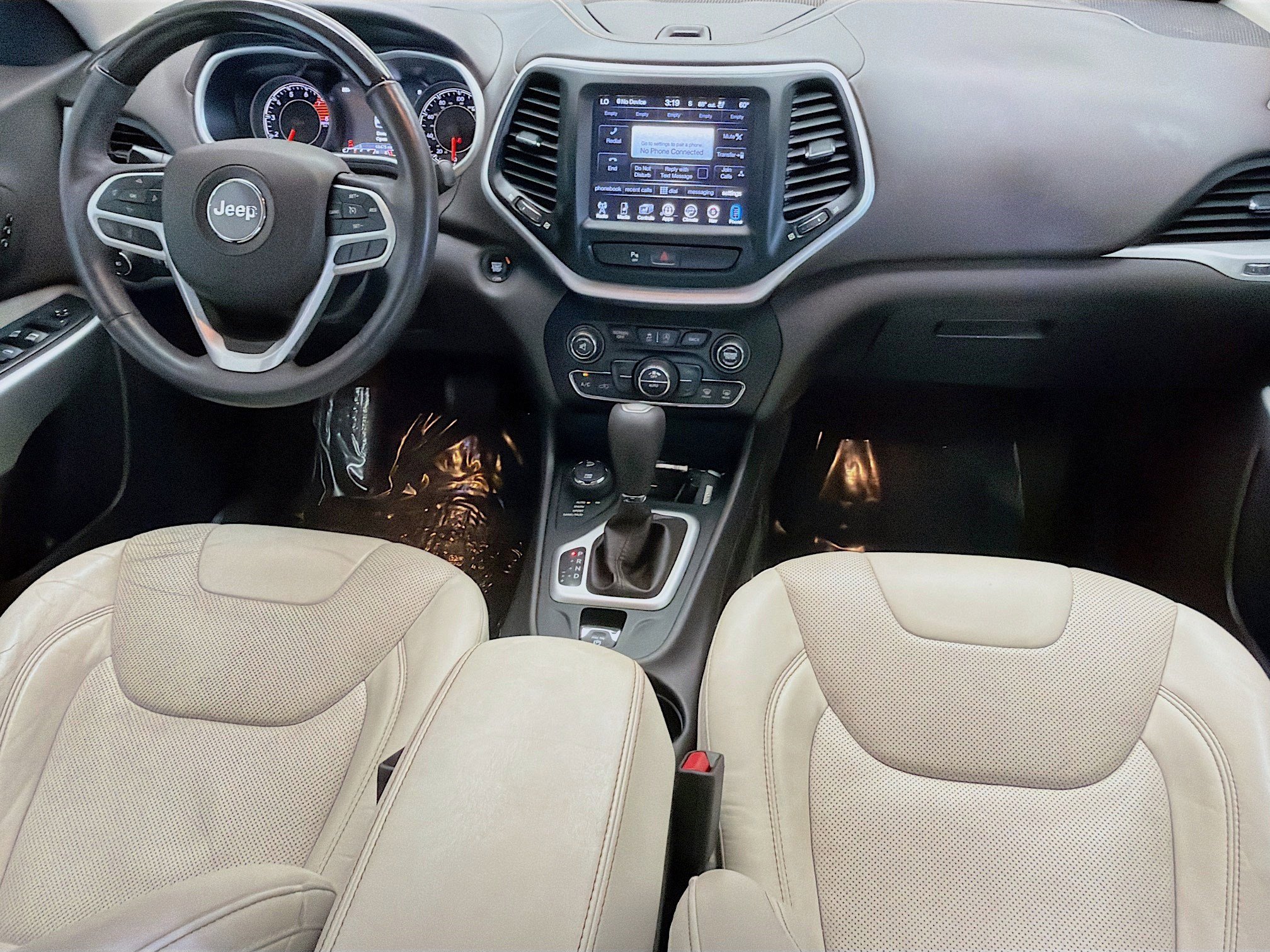 Used 2017 Jeep Cherokee Overland w/ Heavy Duty Protection Group image 12