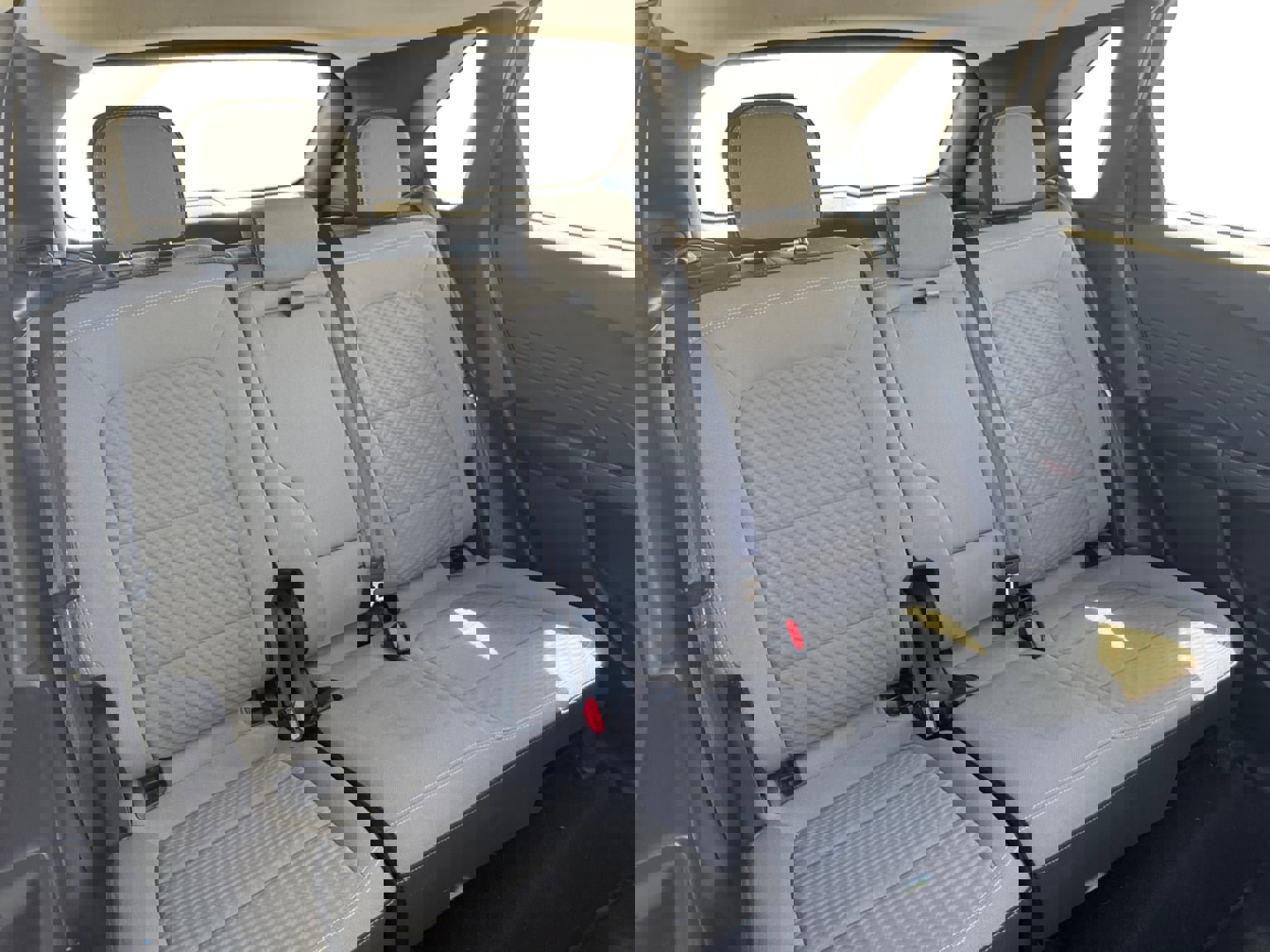 Used 2022 Ford Escape SE w/ Convenience Package FWD image 17