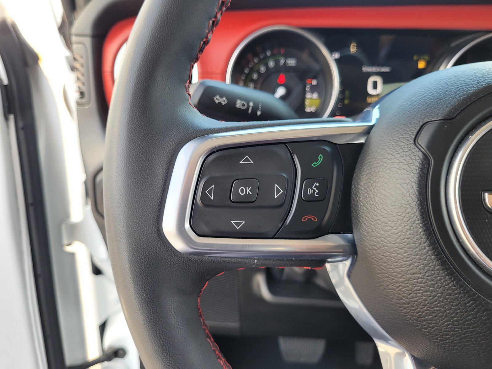 Used 2023 Jeep Wrangler Unlimited Rubicon 4xe AWD/4WD image 21