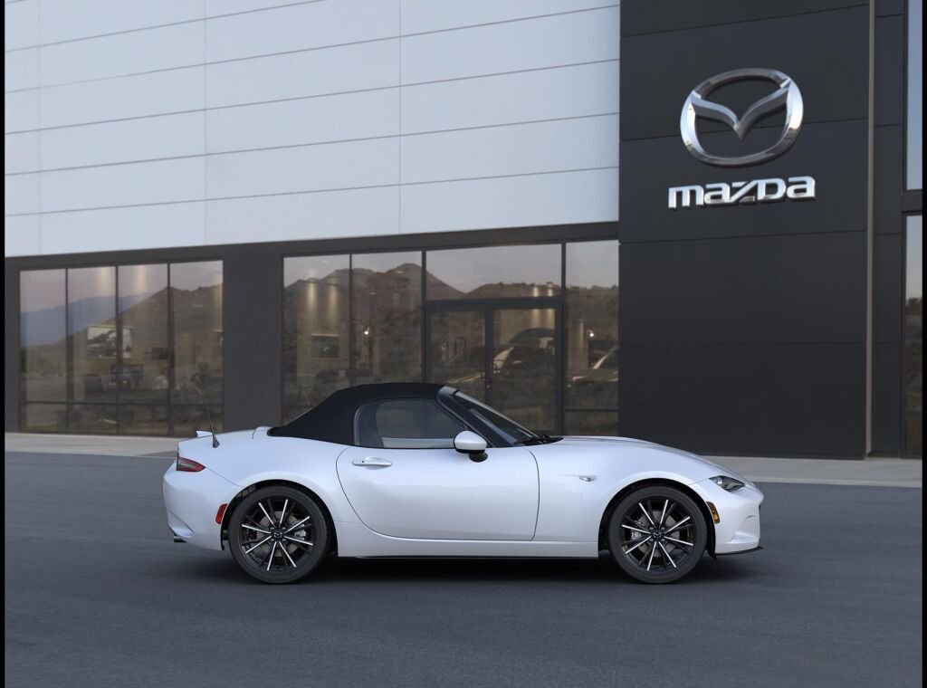 New 2025 MAZDA MX-5 Miata Grand Touring w/ Weather Package image 5