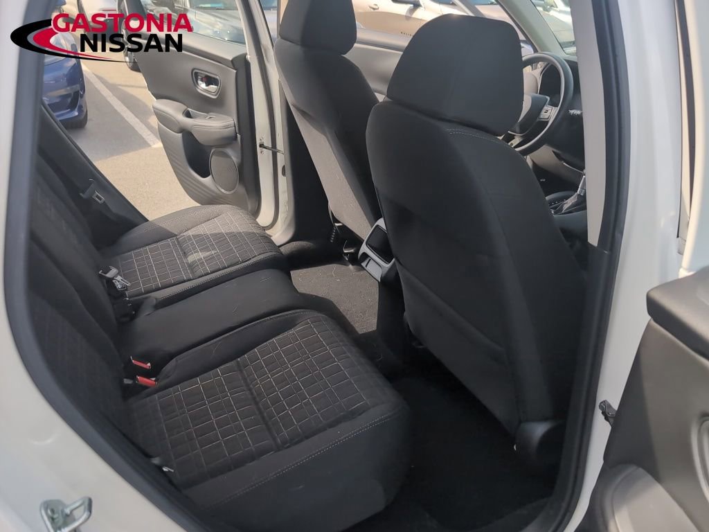 Used 2024 Honda HR-V LX image 17