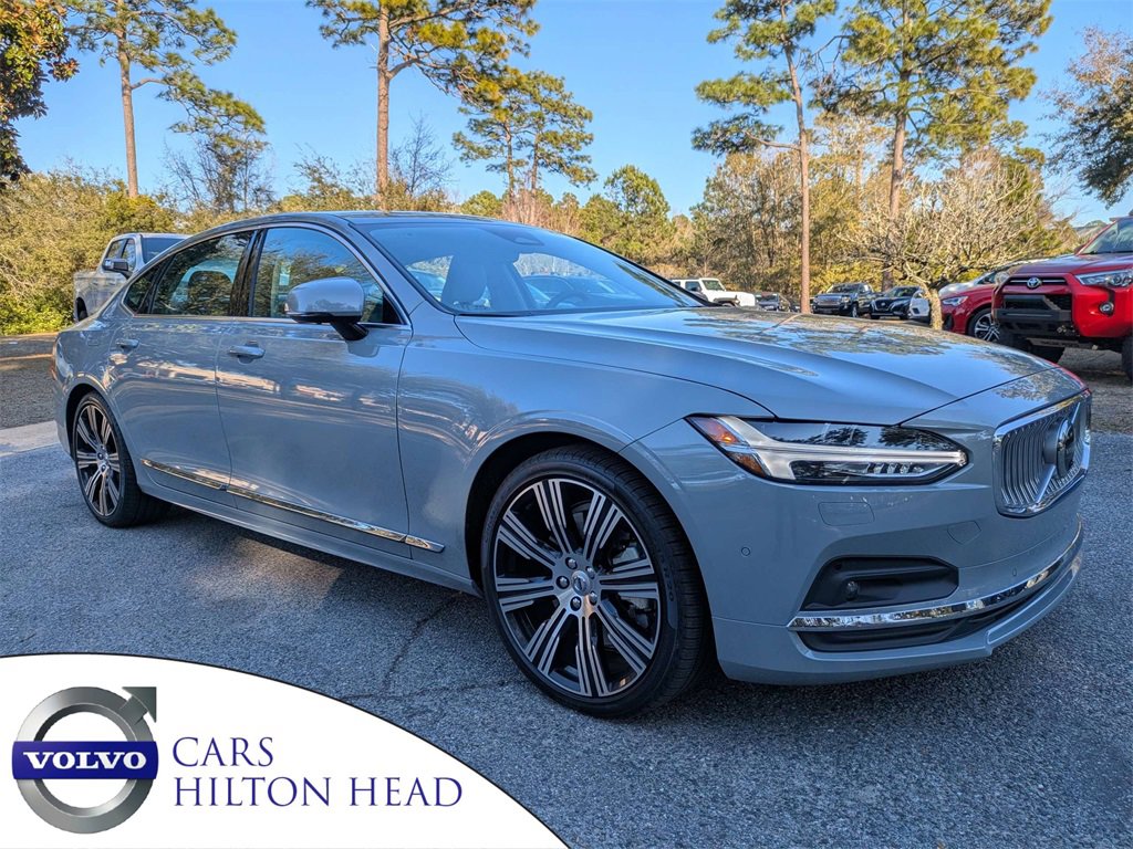 Used 2025 Volvo S90 B6 Plus image 1