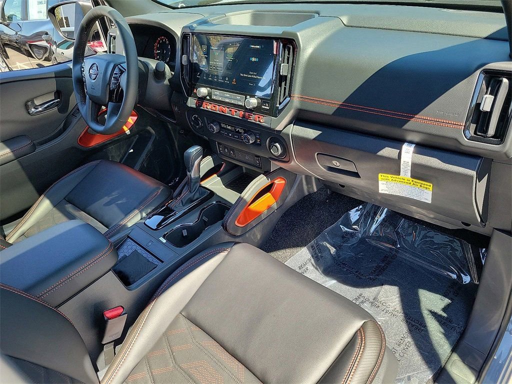 New 2025 Nissan Frontier PRO-4X w/ Pro Premium Package AWD/4WD image 11