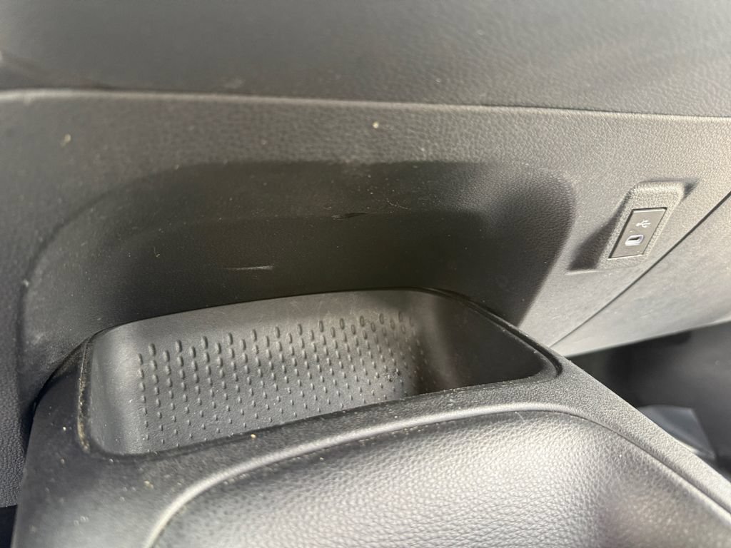 Used 2023 Toyota Corolla SE w/ Carpet Mat Package (TMS) FWD image 20