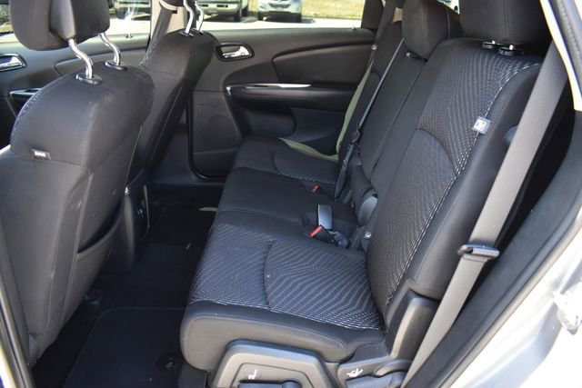 Used 2015 Dodge Journey SXT w/ Flexible Seating Group FWD image 20