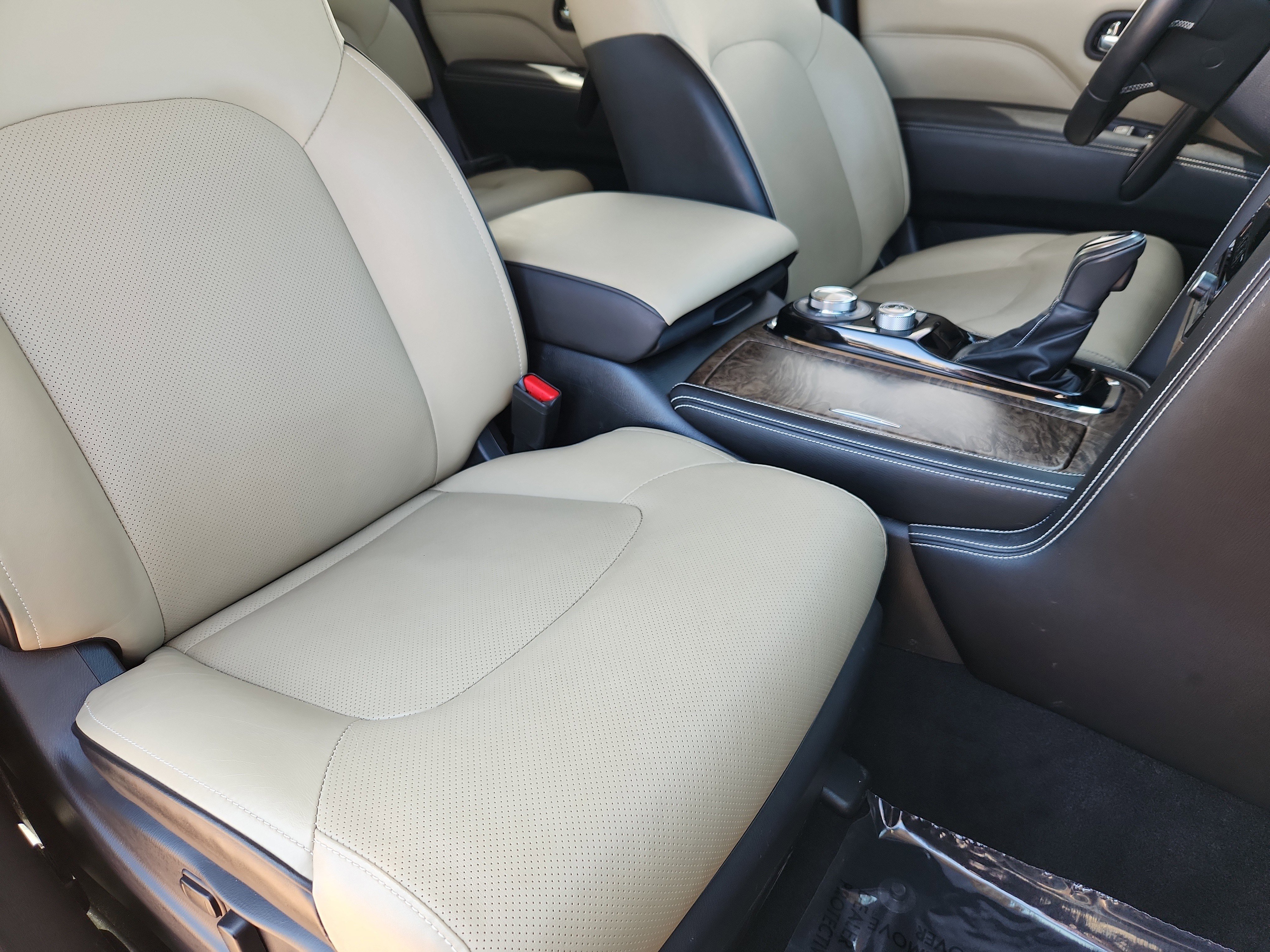 Used 2021 INFINITI QX80 Premium Select w/ All-Season Package AWD/4WD image 18