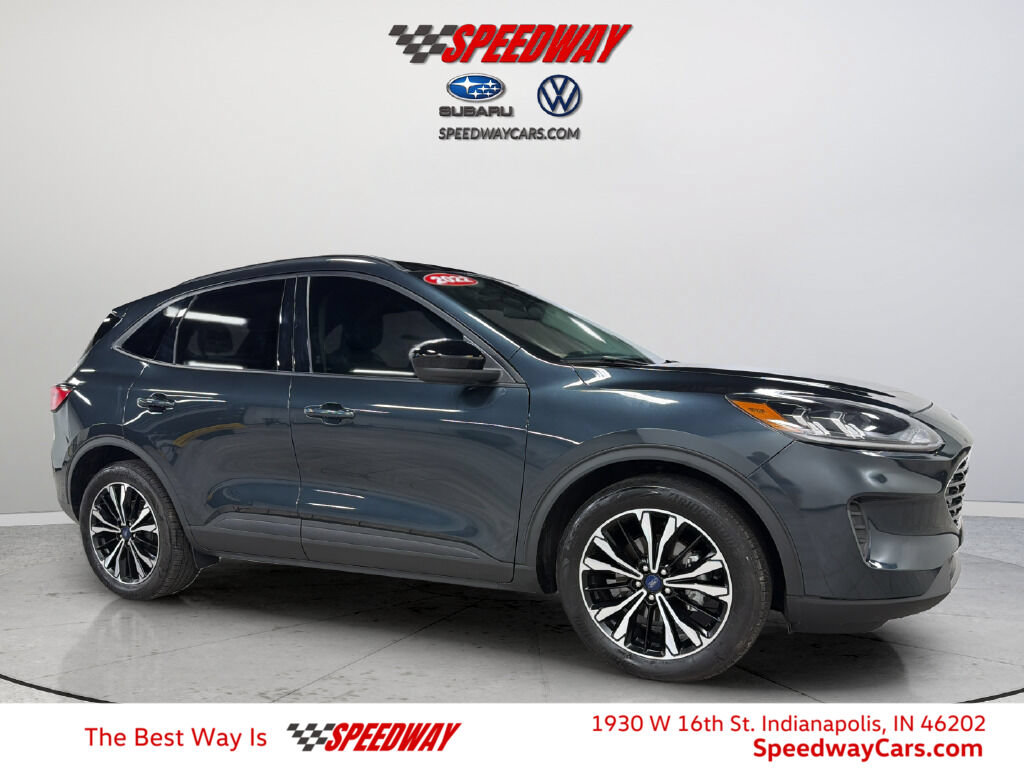 Used 2022 Ford Escape SE w/ SE Sport Appearance Package