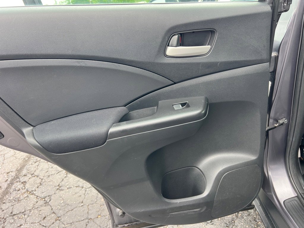 Used 2015 Honda CR-V LX image 12