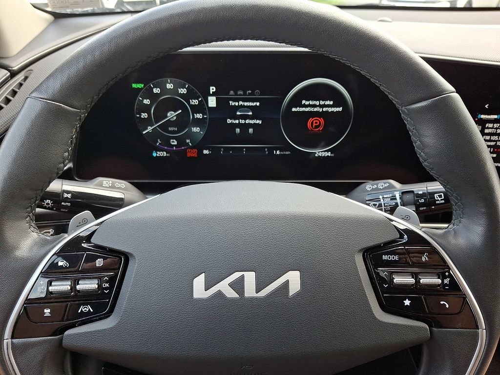 Certified 2023 Kia Niro Wind w/ Wind Preserve Package FWD image 19