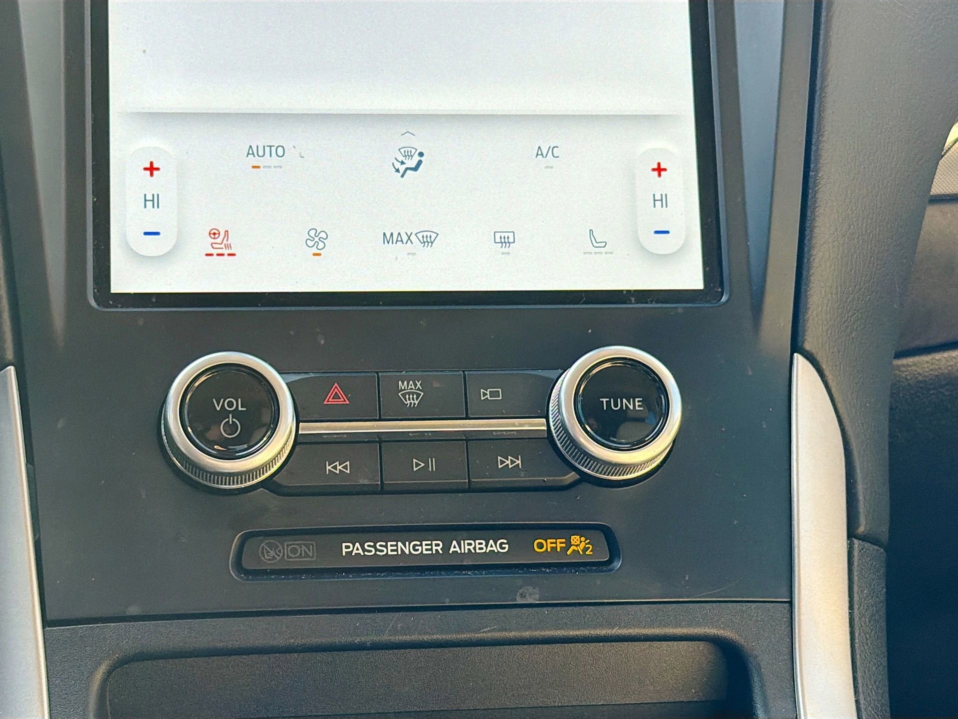 Used 2022 Ford Edge SEL w/ Convenience Package image 21