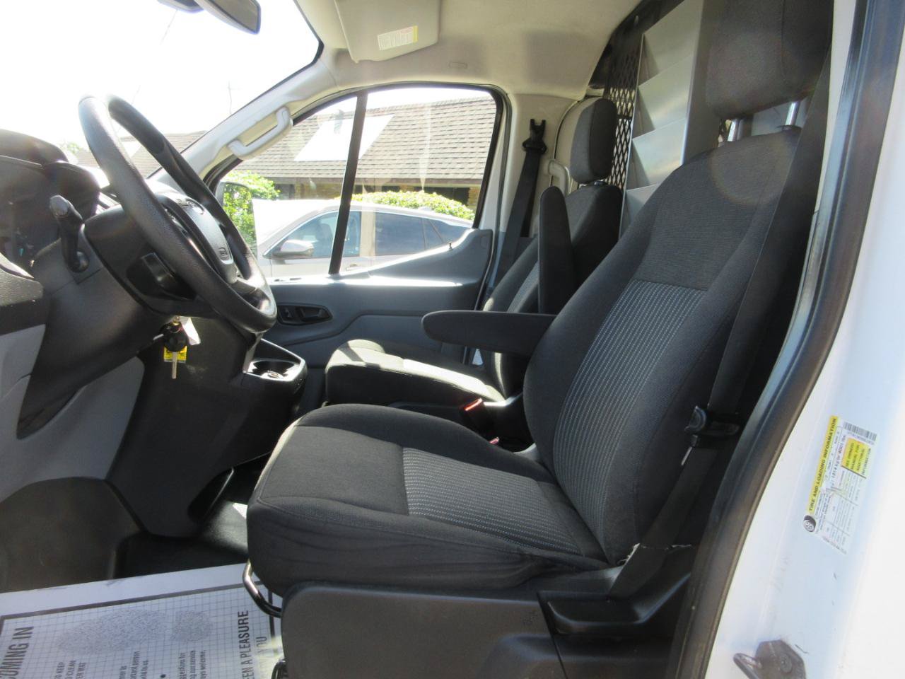 Used 2019 Ford Transit 250 130 Low Roof w/ Exterior Upgrade Package RWD image 16