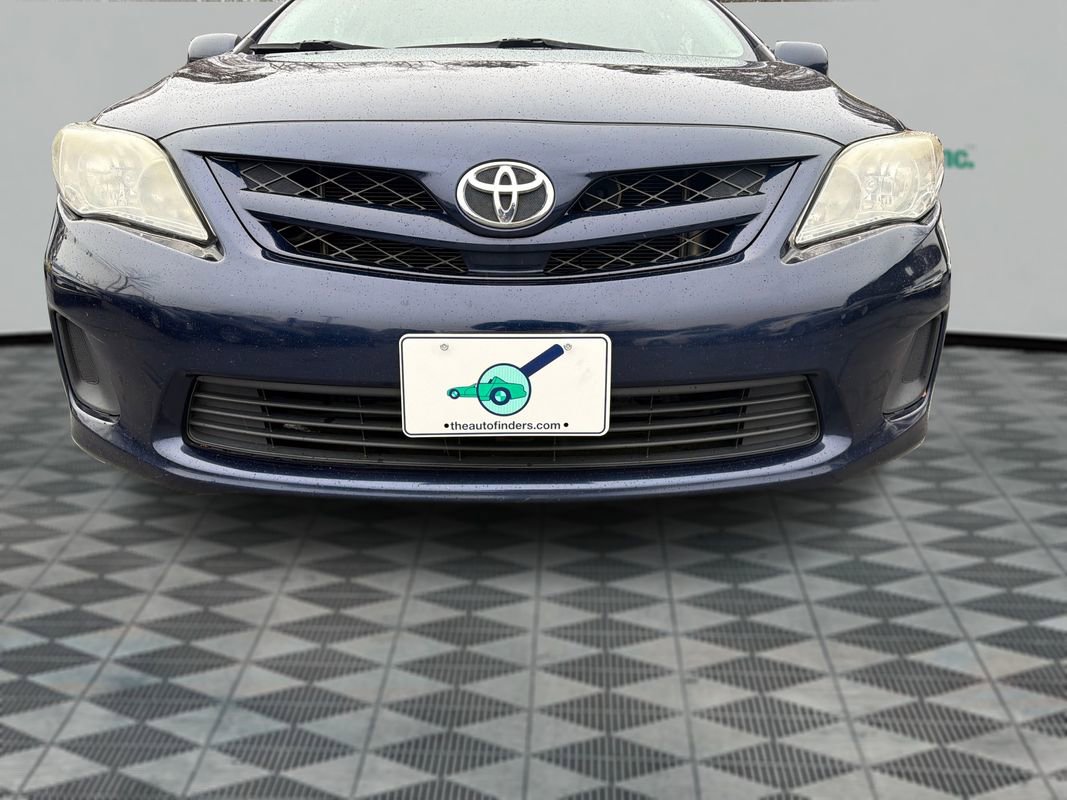 Used 2012 Toyota Corolla LE image 25