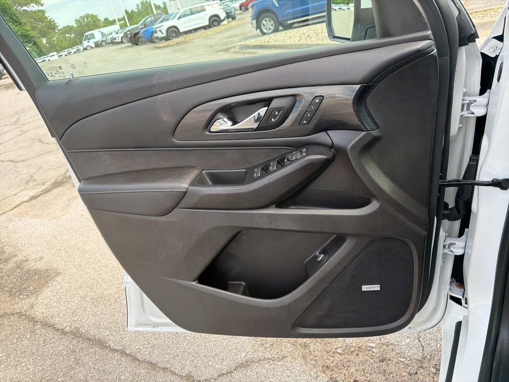 Used 2021 Chevrolet Traverse High Country AWD/4WD image 36