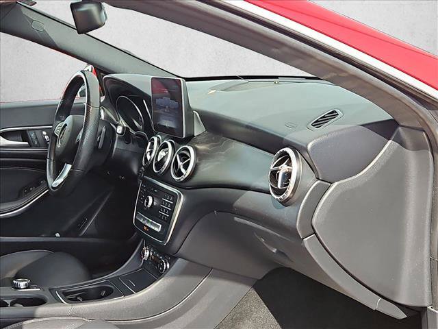 Used 2019 Mercedes-Benz CLA 250 image 17
