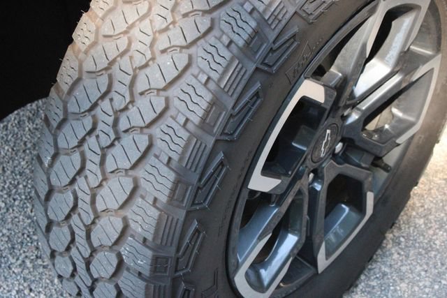 Used 2026 Chevrolet Equinox ACTIV w/ Safety and Technology Package FWD image 36