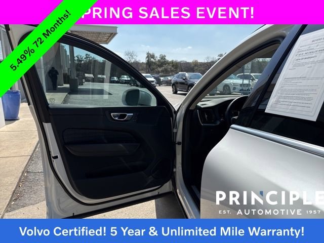 Certified 2023 Volvo XC60 B5 Core w/ Climate Package image 29