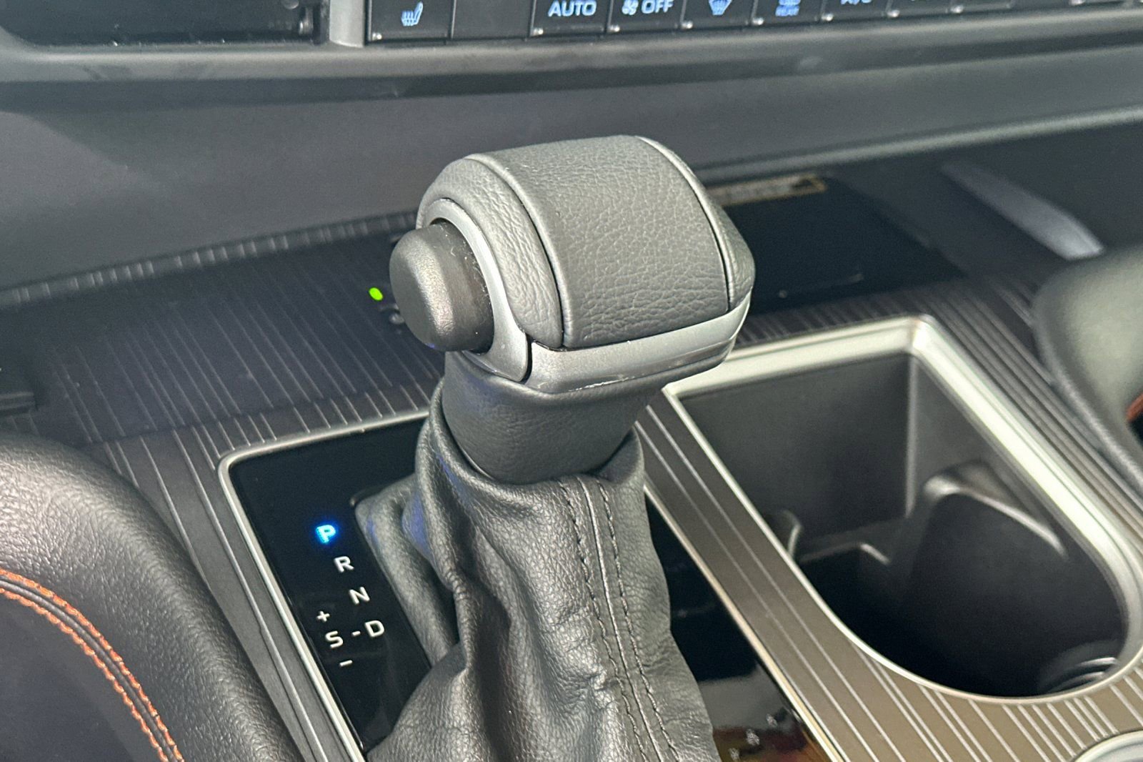 Certified 2024 Toyota Sienna XSE w/ XSE Plus Package image 28