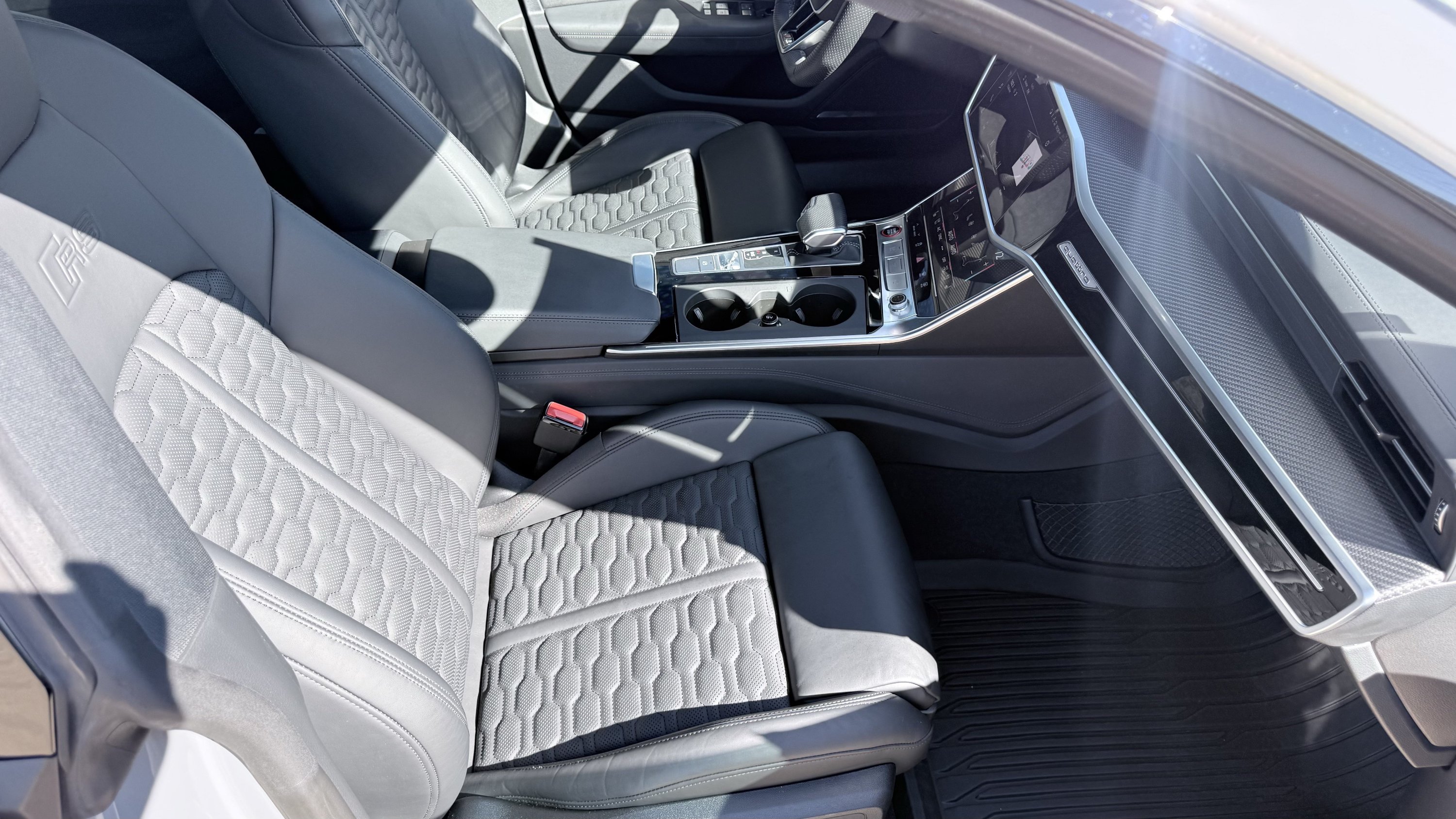 Used 2023 Audi RS 7 Sportback AWD/4WD image 41