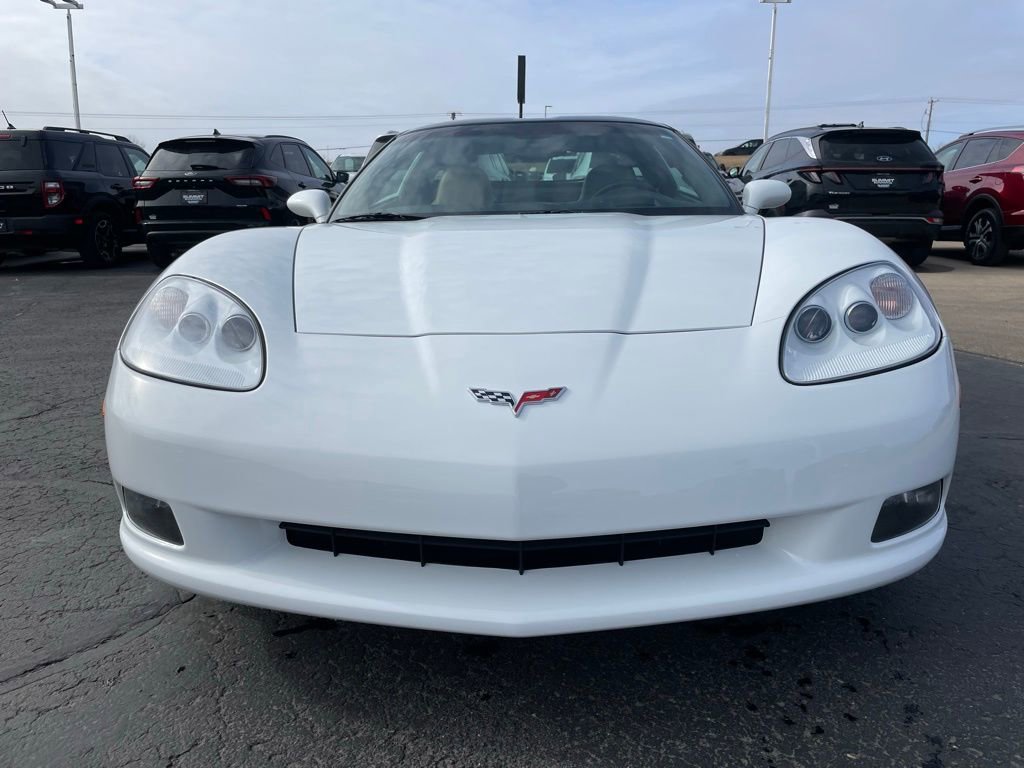 Used 2007 Chevrolet Corvette Coupe w/ Preferred Equipment Group RWD image 26